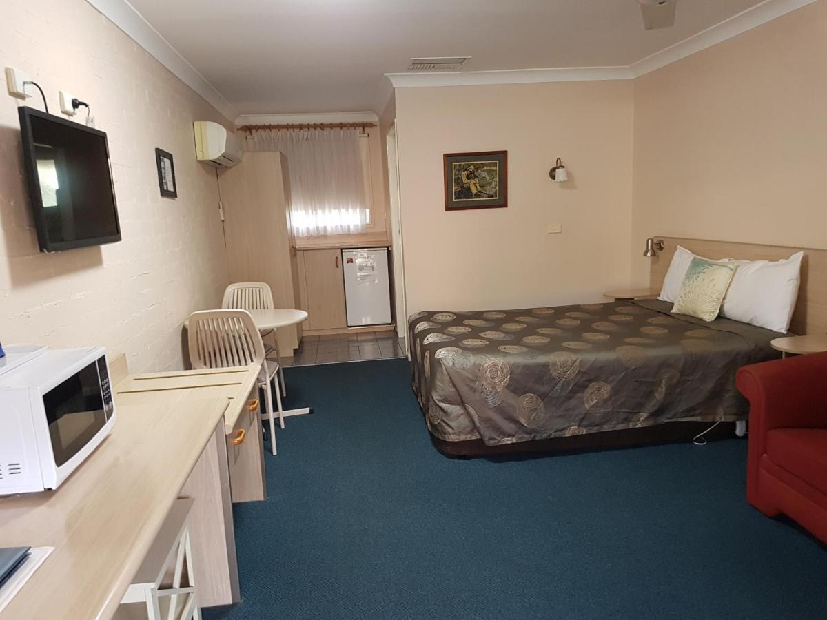 Abraham Lincoln Motel Tamworth Exterior photo