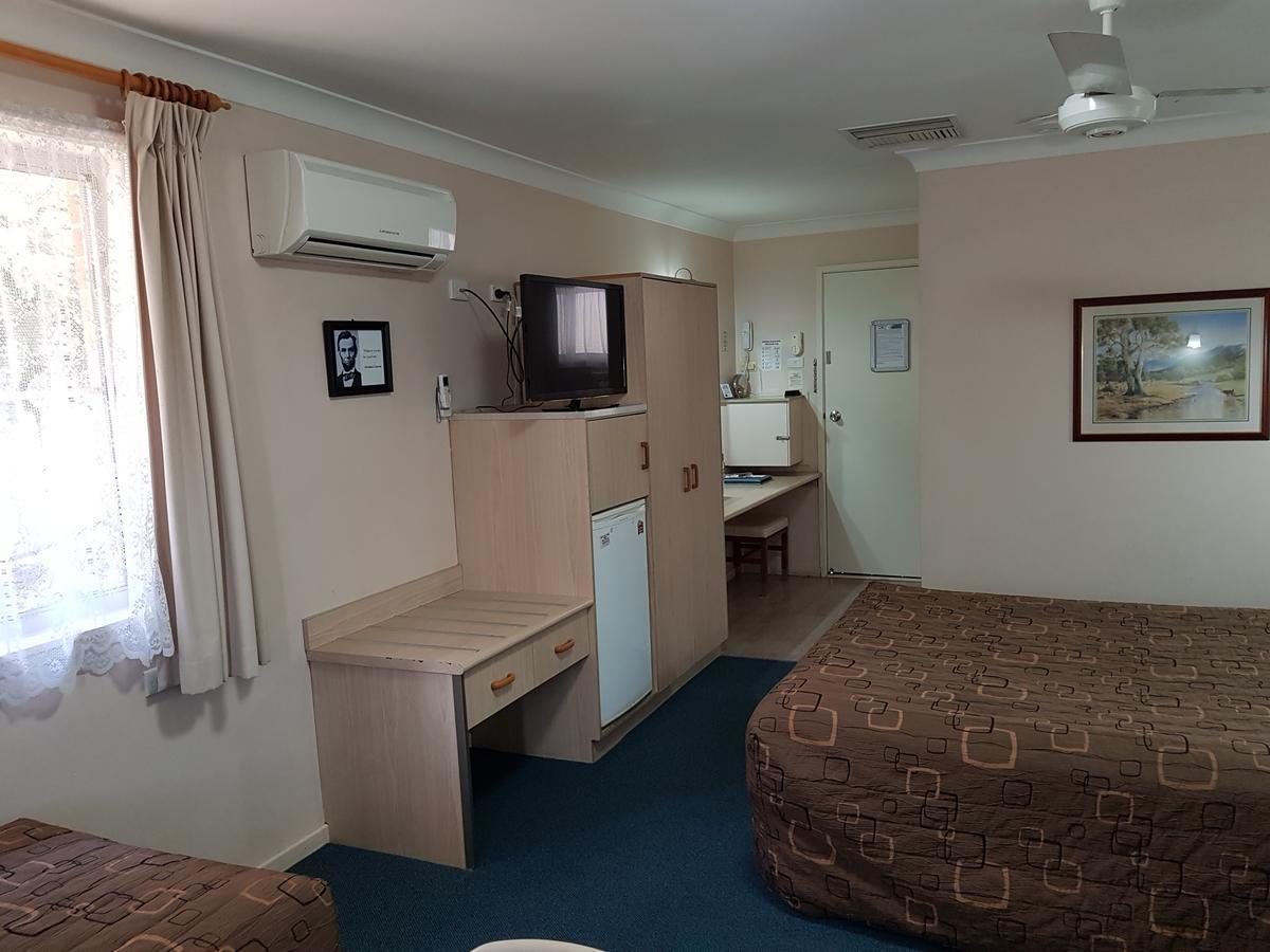Abraham Lincoln Motel Tamworth Exterior photo
