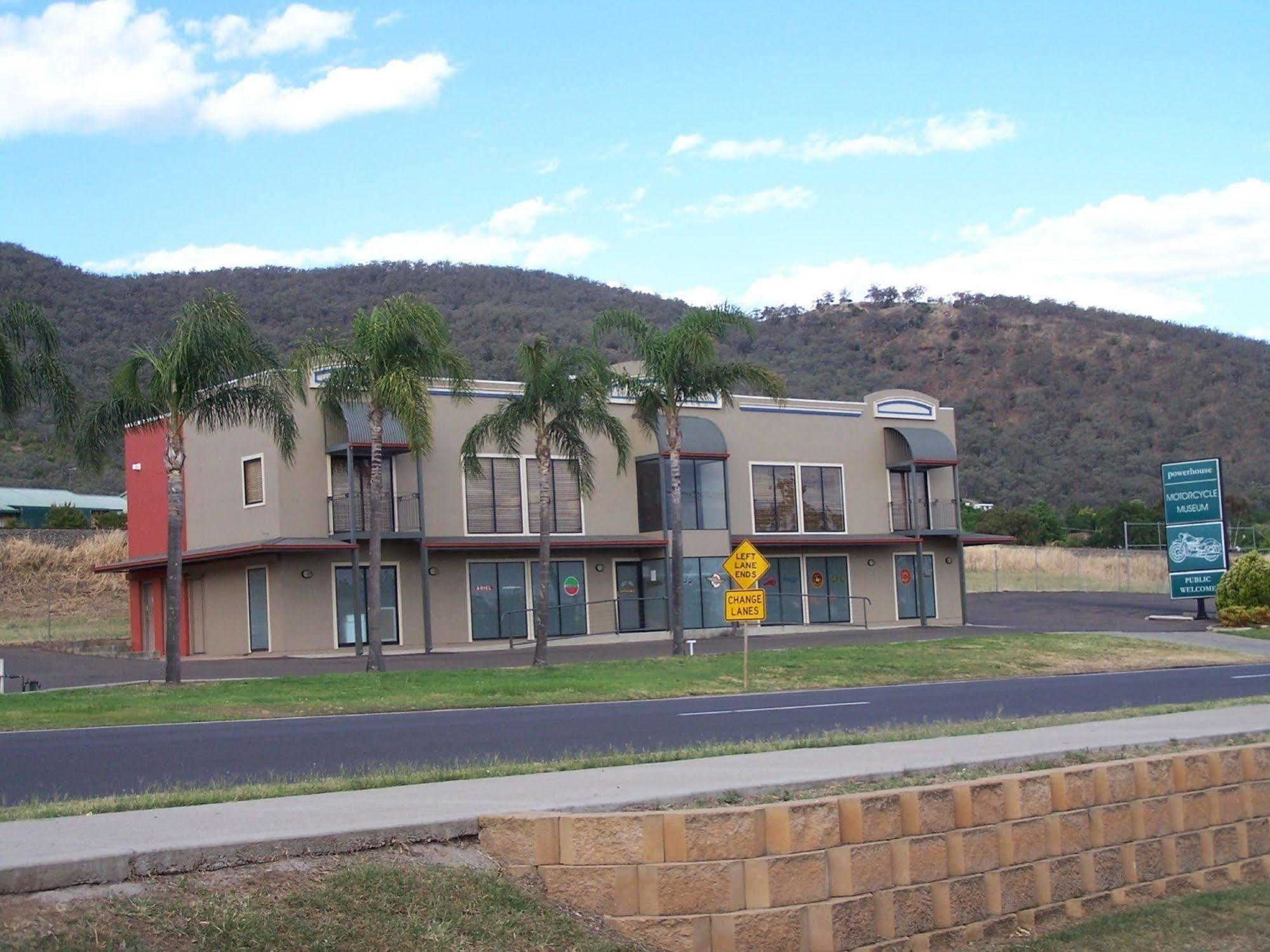 Abraham Lincoln Motel Tamworth Exterior photo