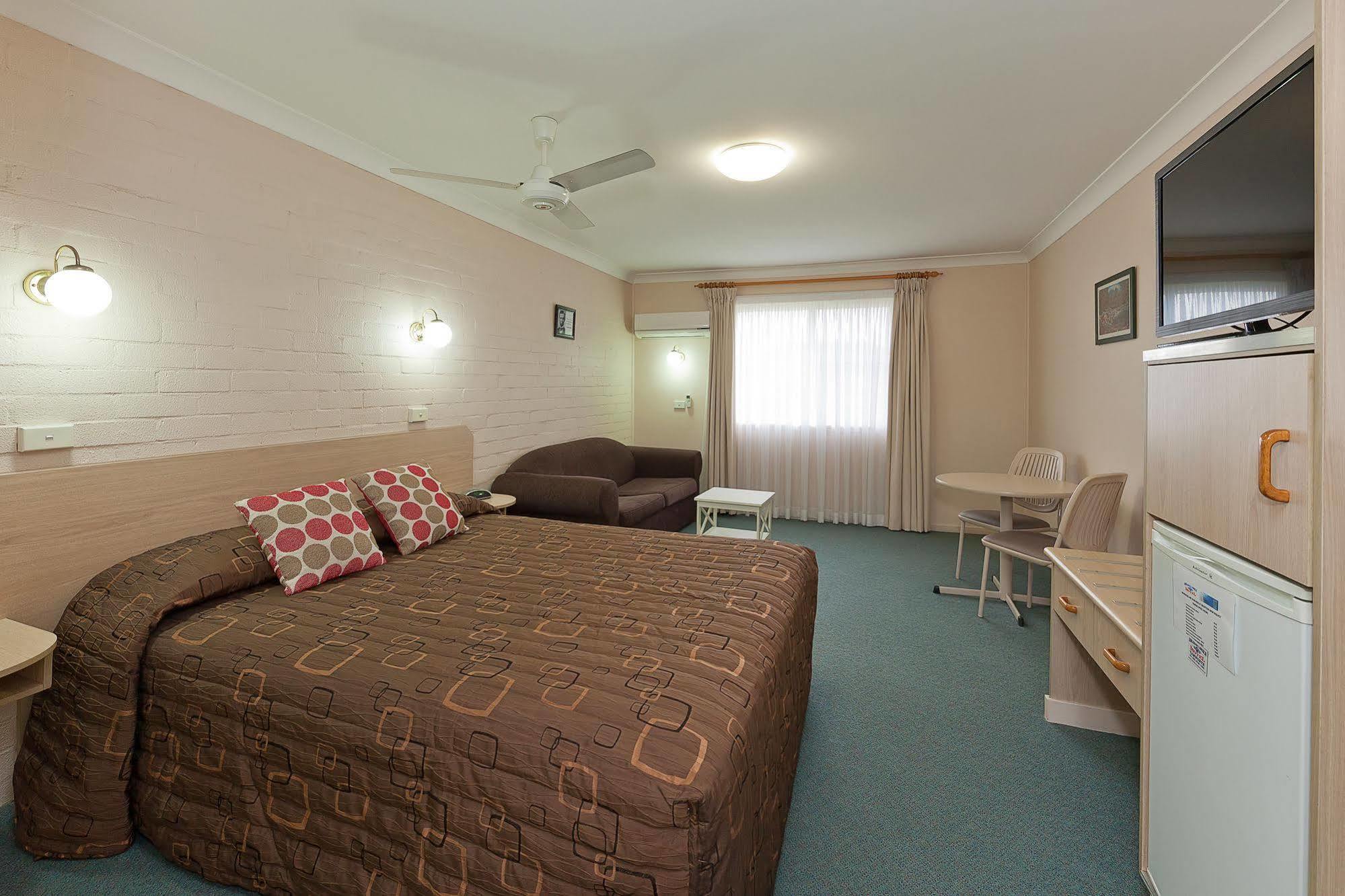 Abraham Lincoln Motel Tamworth Exterior photo