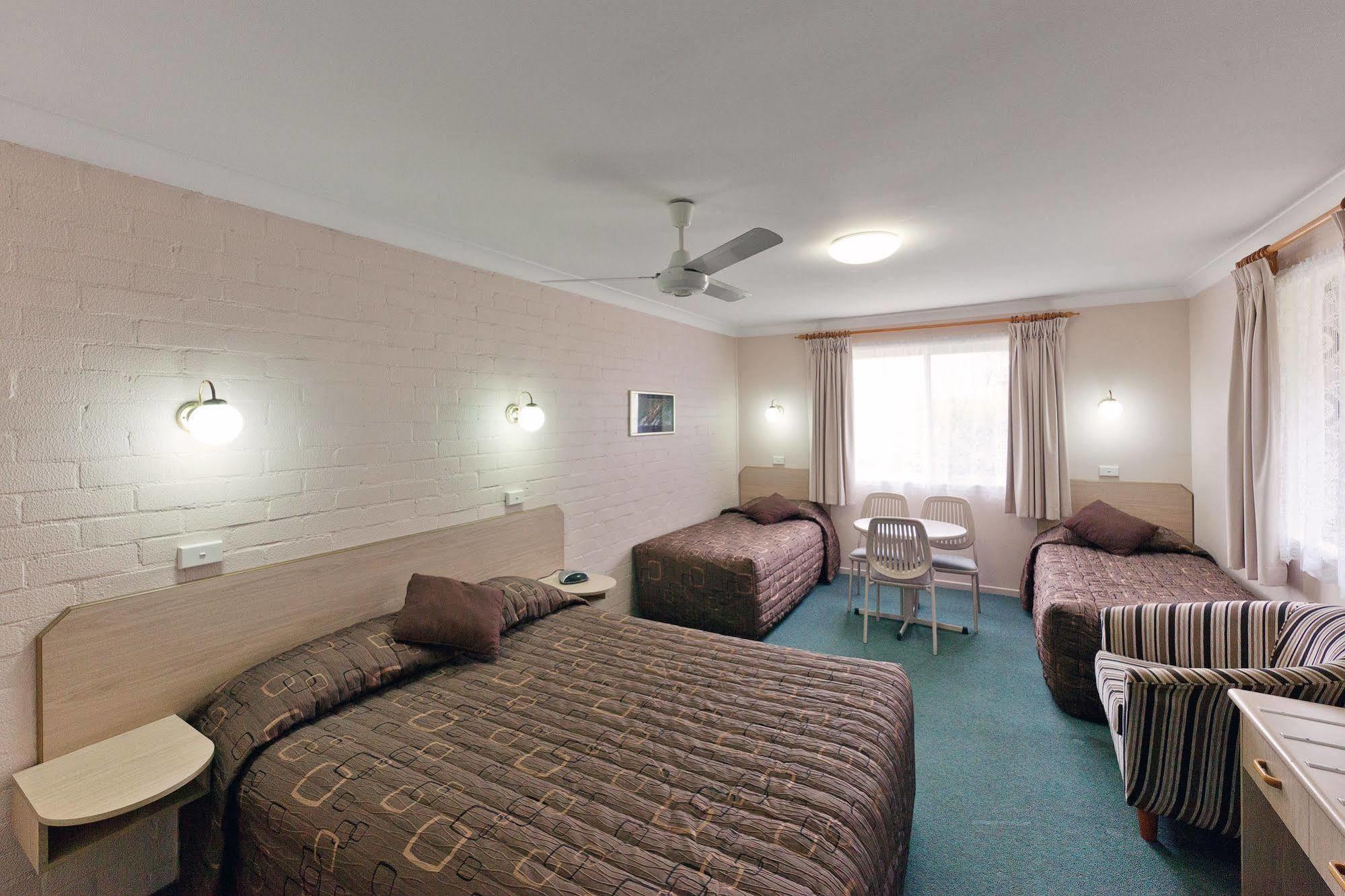 Abraham Lincoln Motel Tamworth Exterior photo